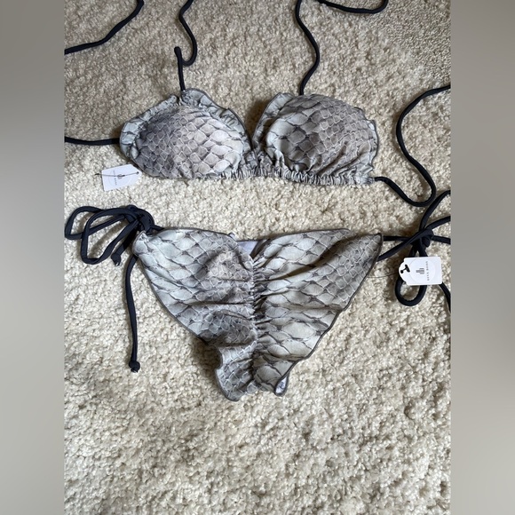 Animal Print Cheeky Scrunch butt Bikini Size Medium NWT - Picture 5 of 11